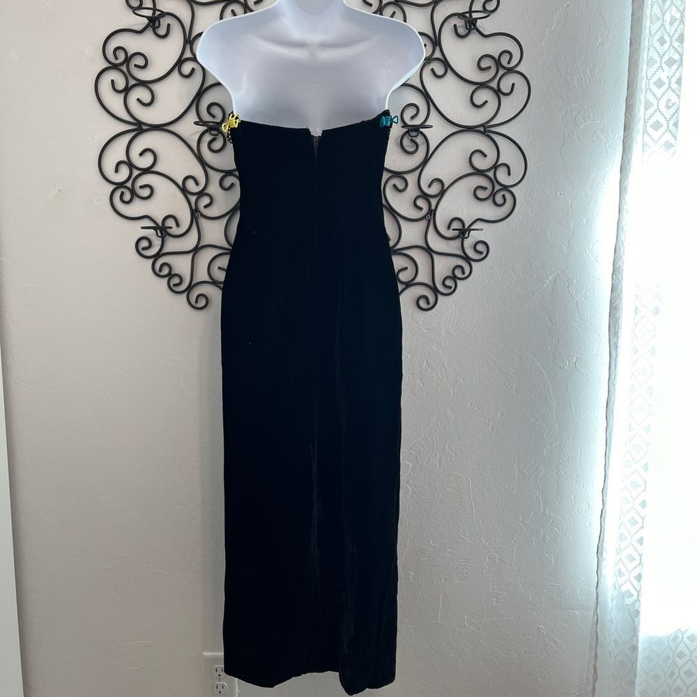 Elegant Black Beaded Prom Dress - Picture 12 of 15